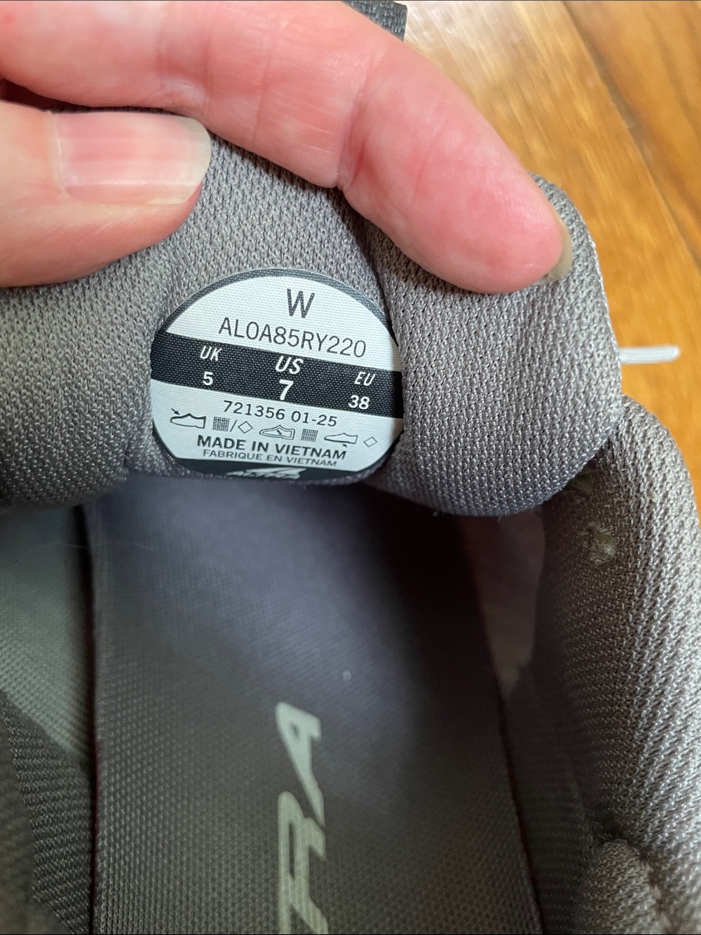 Altra Experience Wild 2 Women’s Gray Trail Running Shoes - Picture 6 of 7
